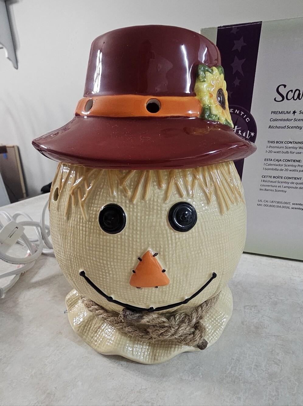 Scentsy Scarecrow Warmer - Picture 7 of 7